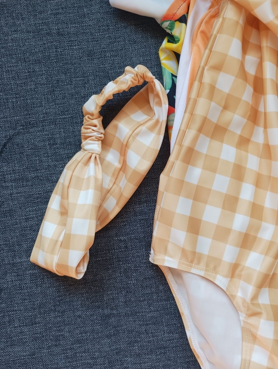 3 Bathing Suits - Picture 4 of 9